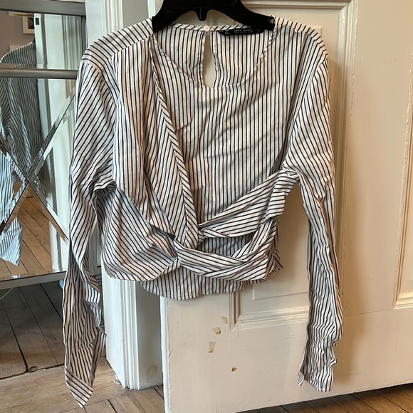 Zara Tops - Zara Wrap Top